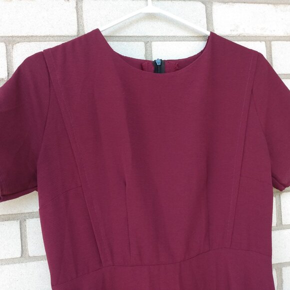 Amish Mennonite Cape Dress 37" B 29.75" W Handmade Modest Burgundy Lightweight - Picture 3 of 8